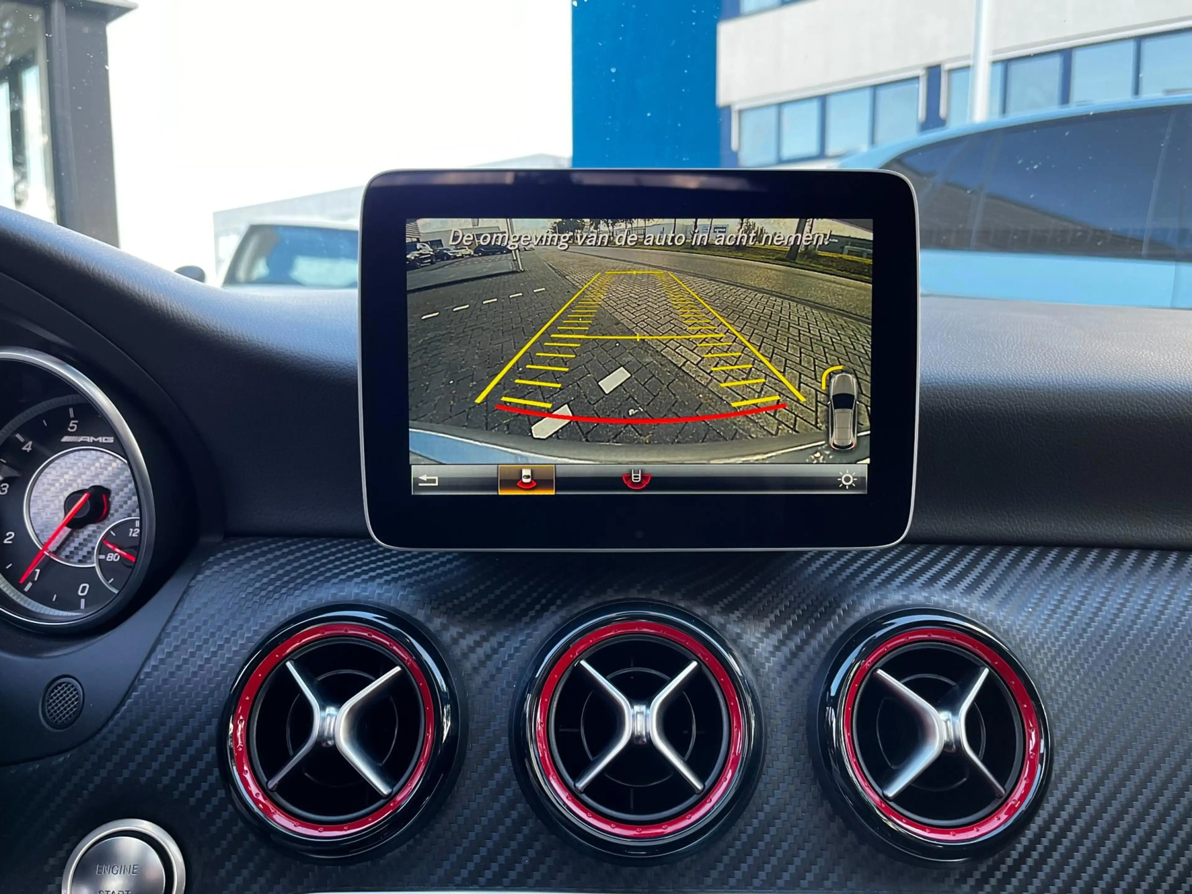 Mercedes-Benz A 45 AMG 4MATIC Pano|Armytrix|Camera|Leder|Navi|381PK|Cruis — photo 28
