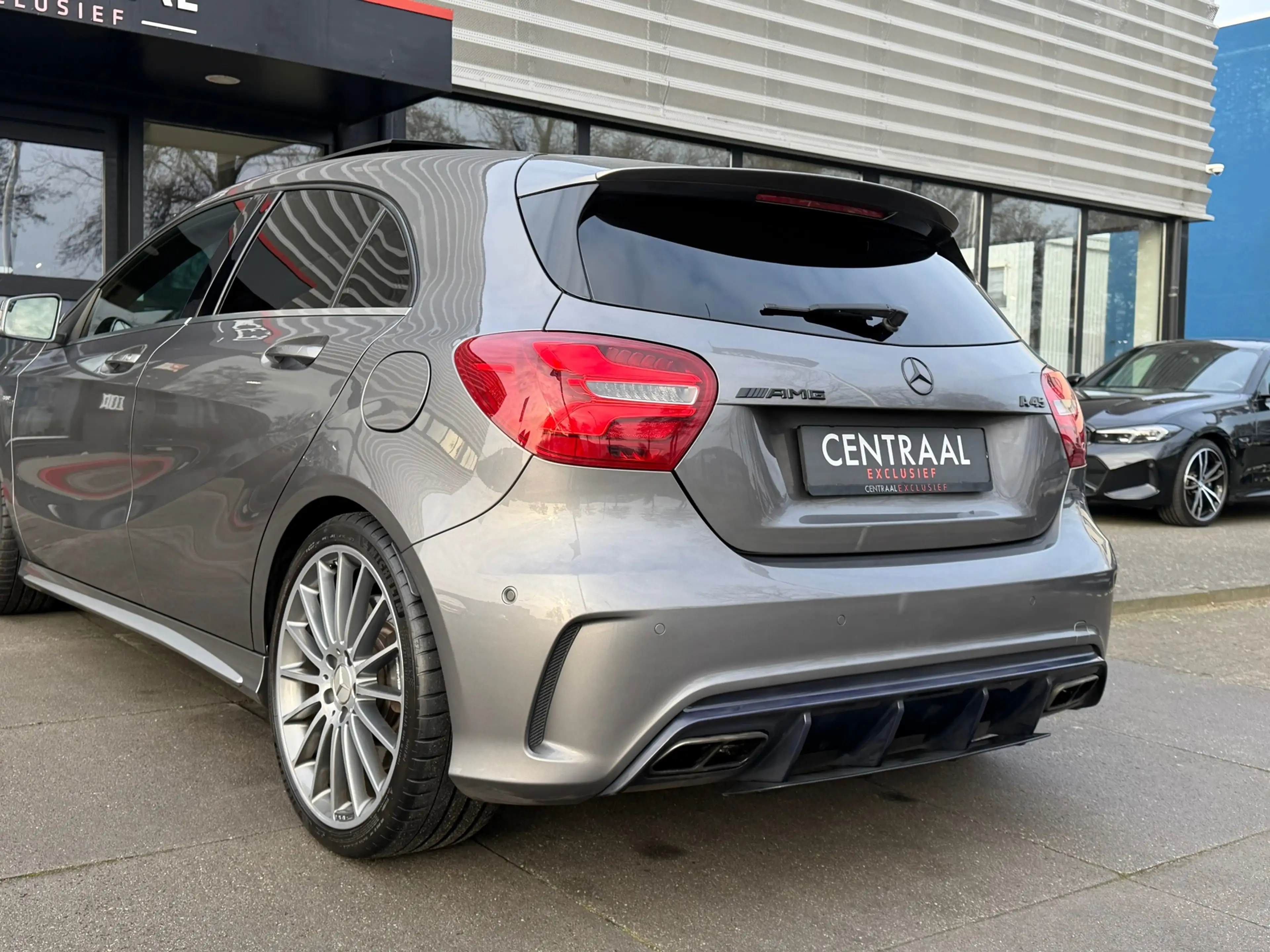 Mercedes-Benz A 45 AMG 4MATIC Pano|Armytrix|Camera|Leder|Navi|381PK|Cruis — photo 37