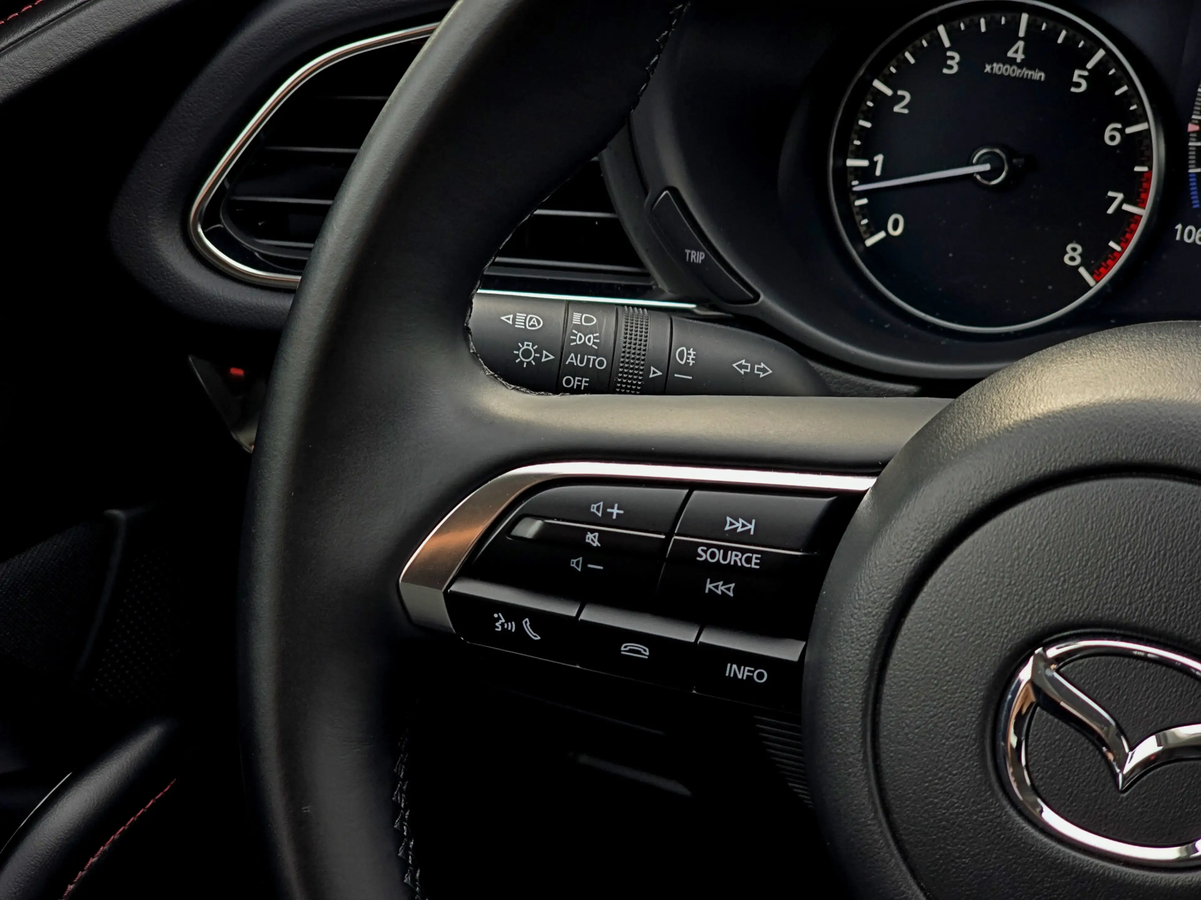 Mazda CX-30 2.5 e-SkyActiv-G M Hybrid Centre-line - 150 Pk - P — photo 23