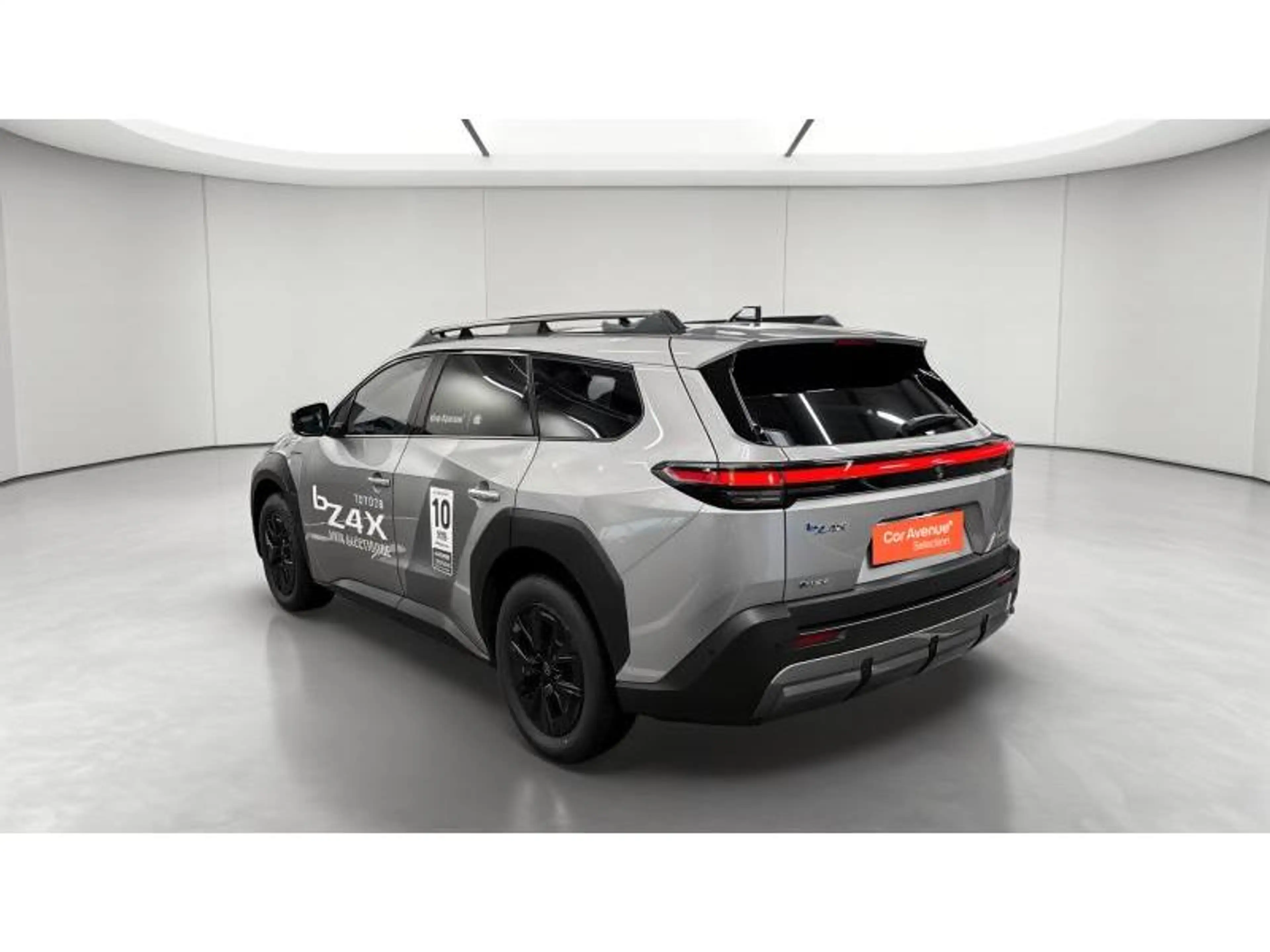 Toyota bZ4X Touring — photo 8