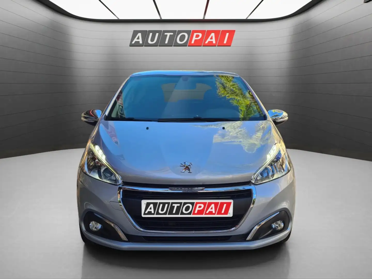 Peugeot 208 1.2 PureTech S&S Style 82 Argent - 2