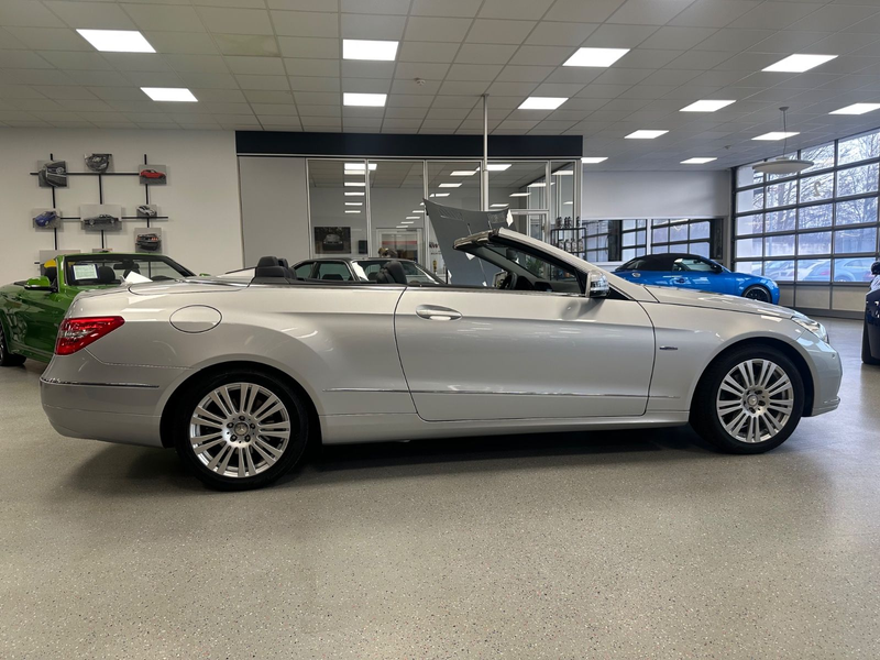 Mercedes-Benz E 200 Cabrio CGI|52.842km|AHK|Aircap|Leder|Navi — photo 9