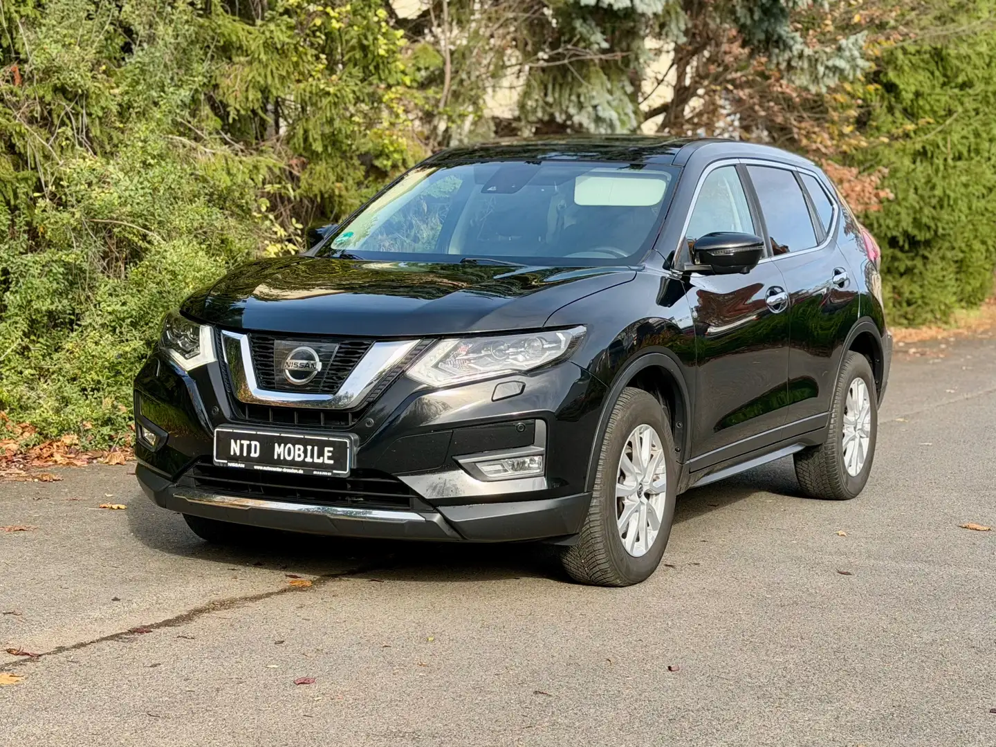 Nissan X-Trail Acenta 4x4+PANO+360+LED+S-HZNG+LENKRAD HZNG+ Noir - 2