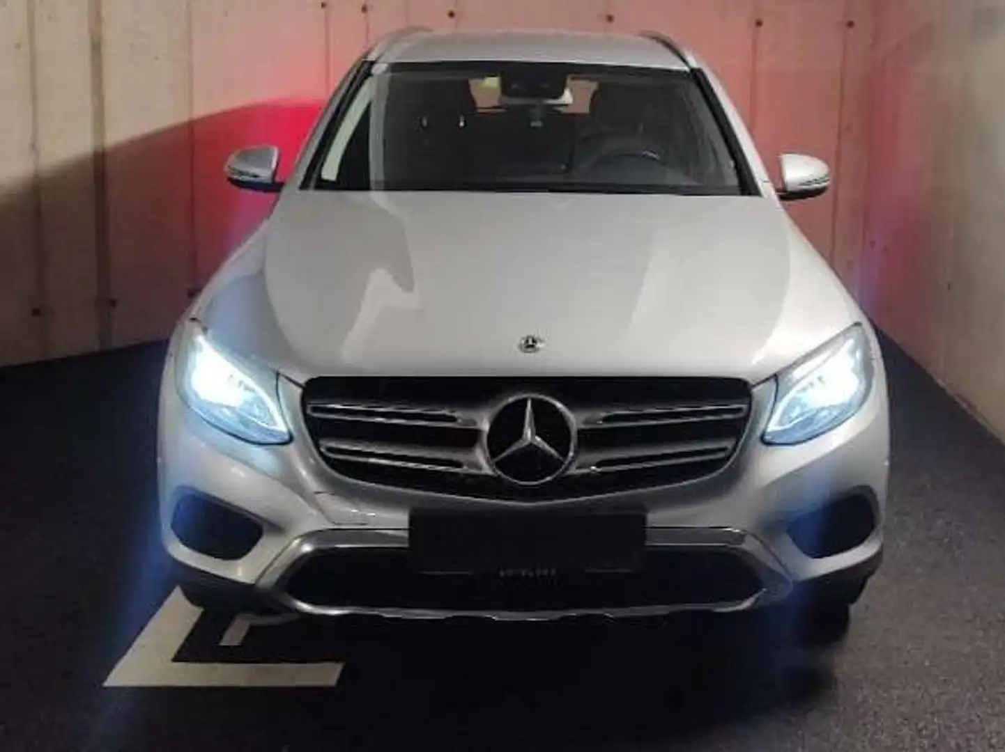 Mercedes-Benz GLC 220 GLC 220d 4MATIC Aut. Avantgarde Silber - 1