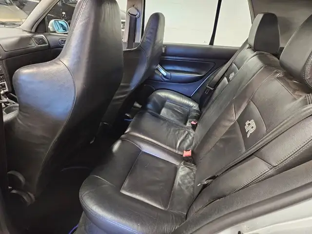 Volkswagen Golf view 12