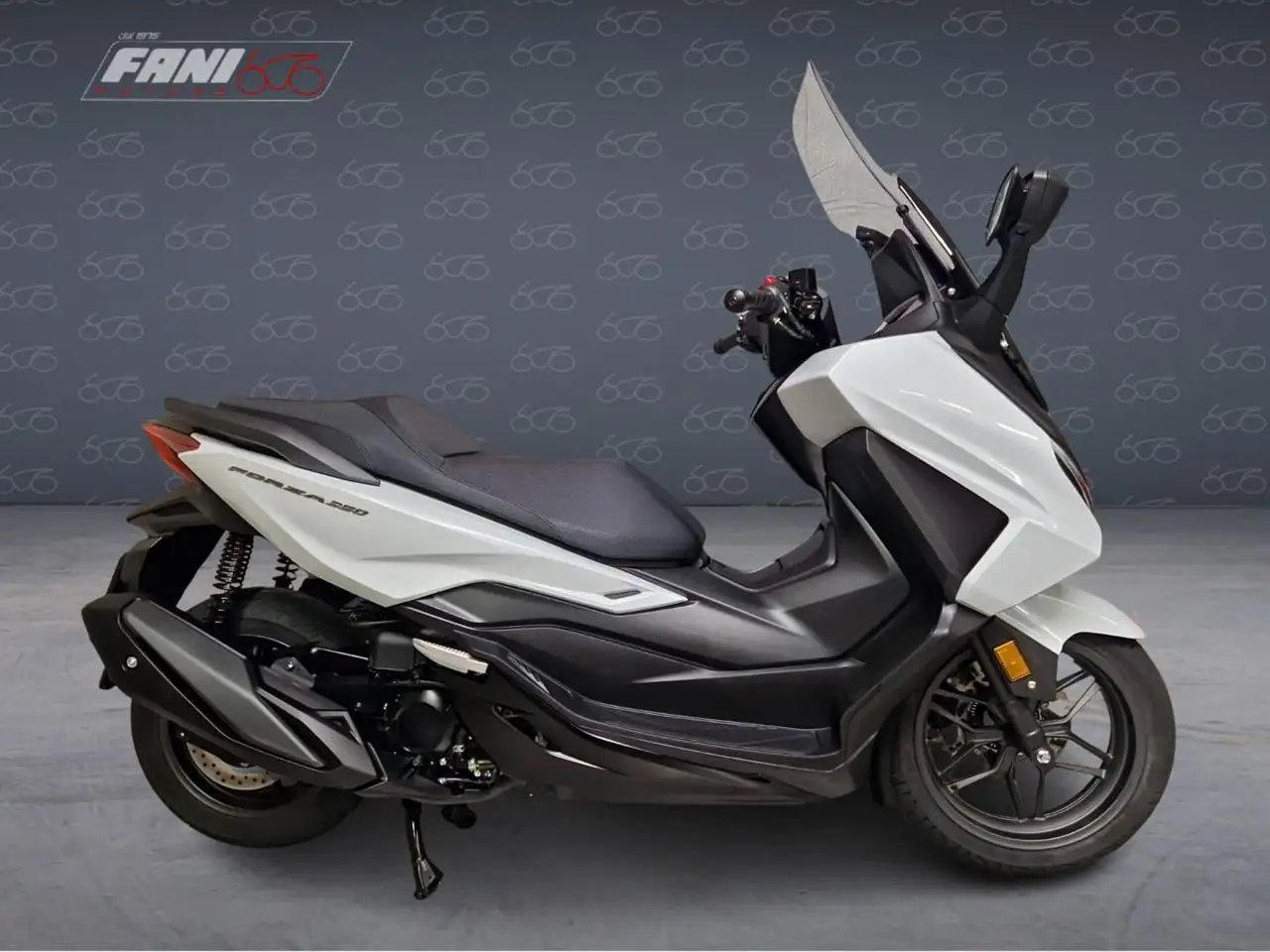 Honda Forza 350