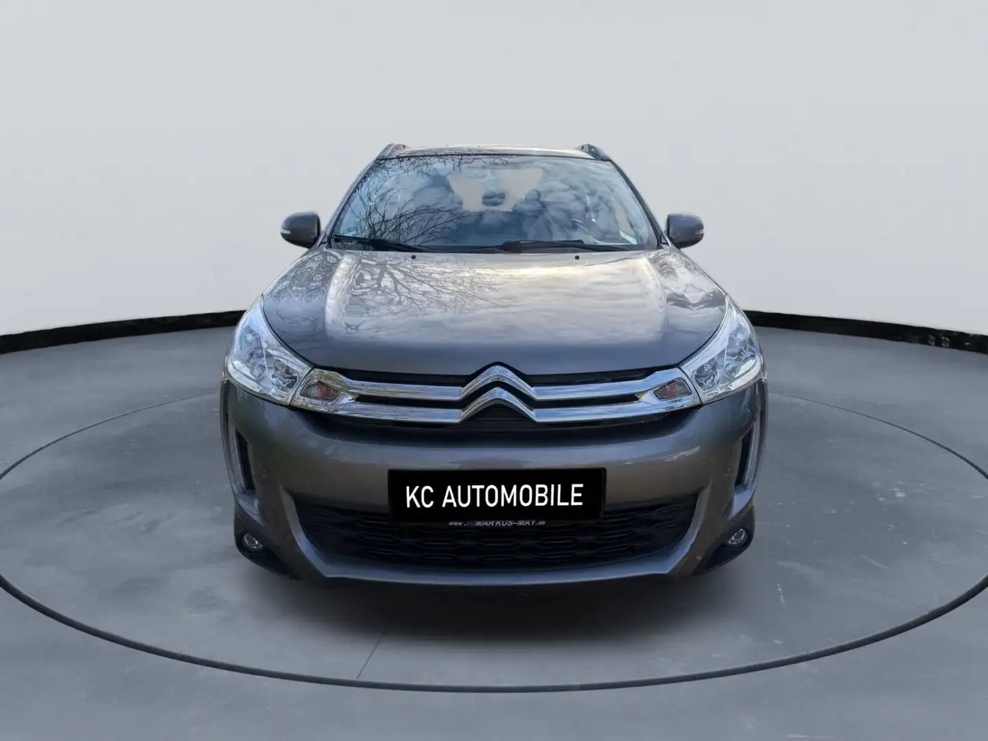 Citroen C4 Aircross Tendance 2WD*92TKM*TÜV NEU* Grau - 2