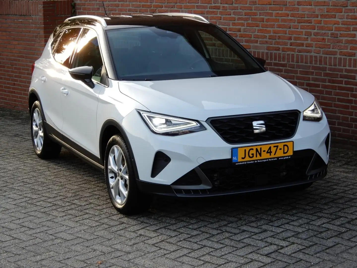 SEAT Arona 1.0 ECOTSI FR BNS C Blanc - 1