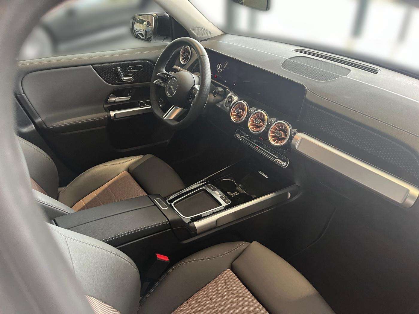 Mercedes-Benz EQB