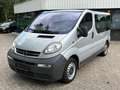 Opel Vivaro Kombi L1H1 2,7t 8 Sitzer 75.000km Silber - thumbnail 2