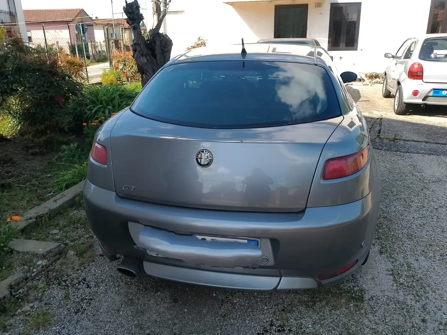 Alfa Romeo GT 1.9 jtd mjt Luxury - 2