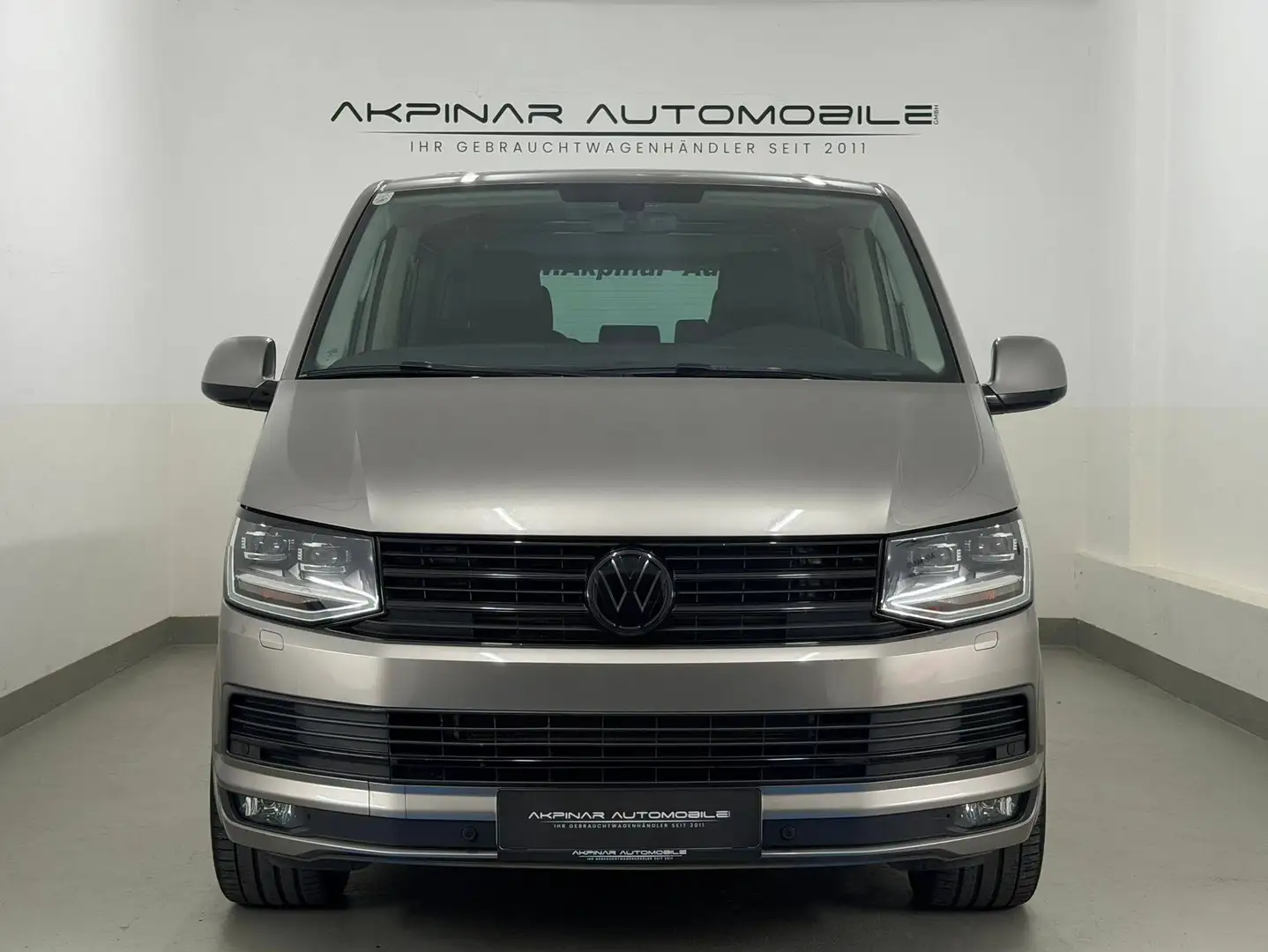 Volkswagen T6 Multivan Highline 2,0 DSG 7SITZER - 20ZOLL - AHK Beige - 2