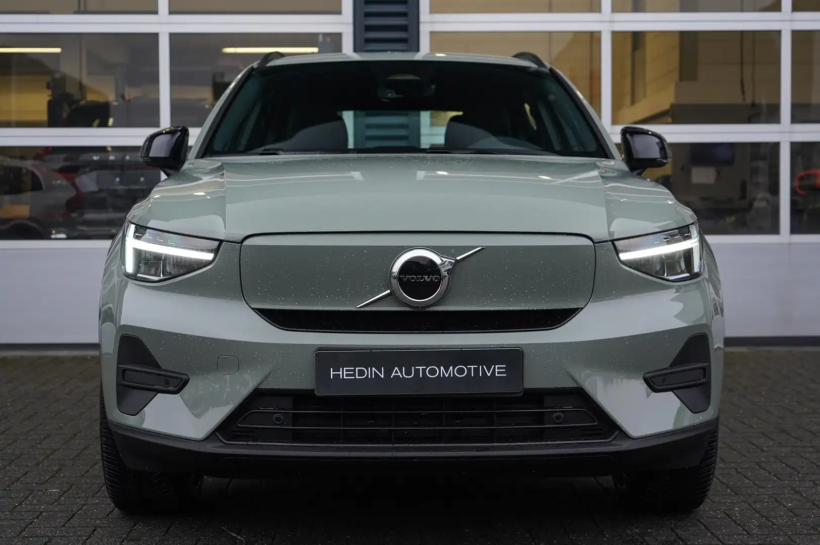 Volvo EX40 Single Motor Extended Range Core 82 kWh 252pk | Cr Groen - 2