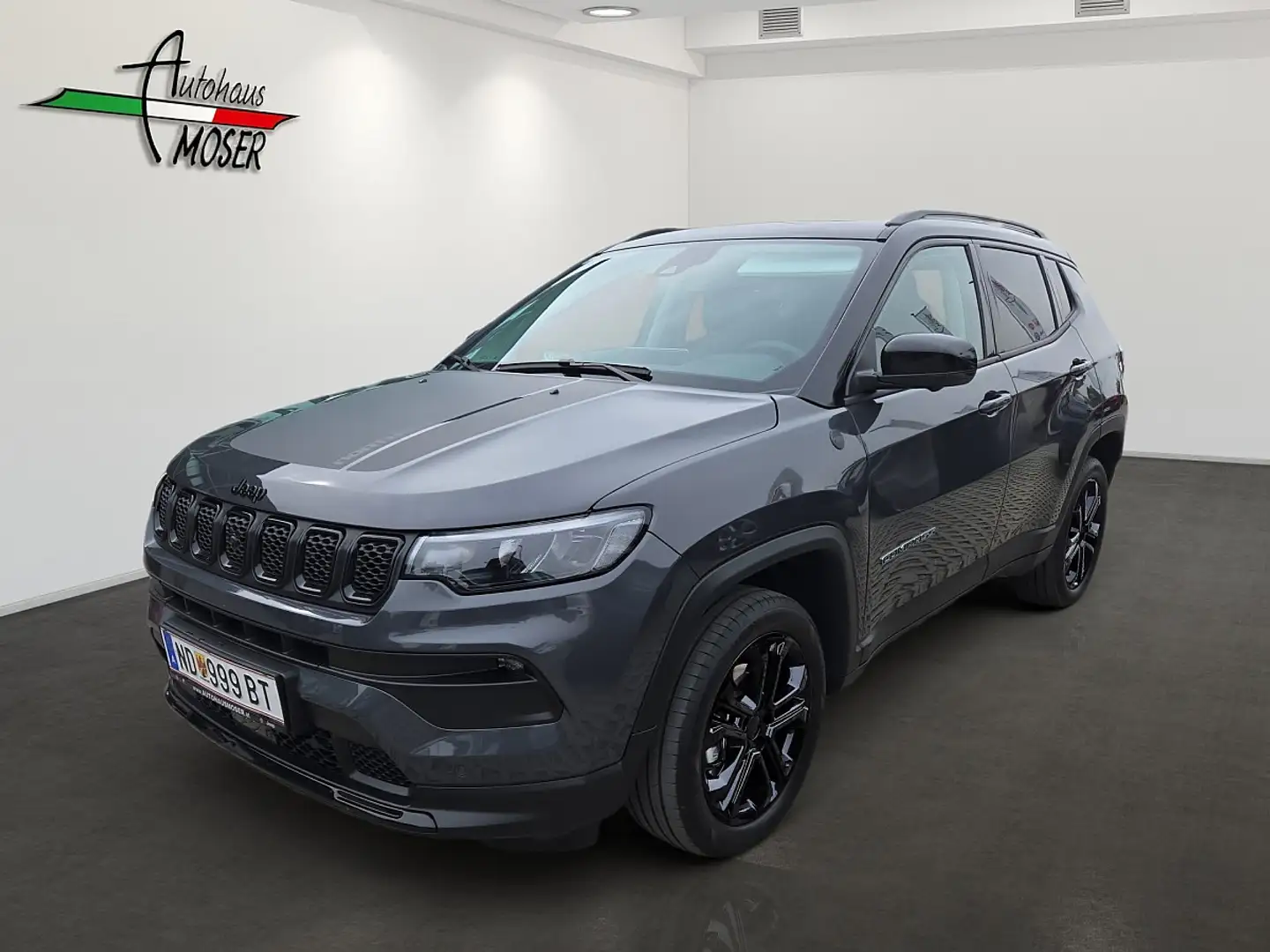 Jeep Compass 1.5 Multiair North Star T4 FWD DCT7 e-Hybrid MHEV Grau - 1