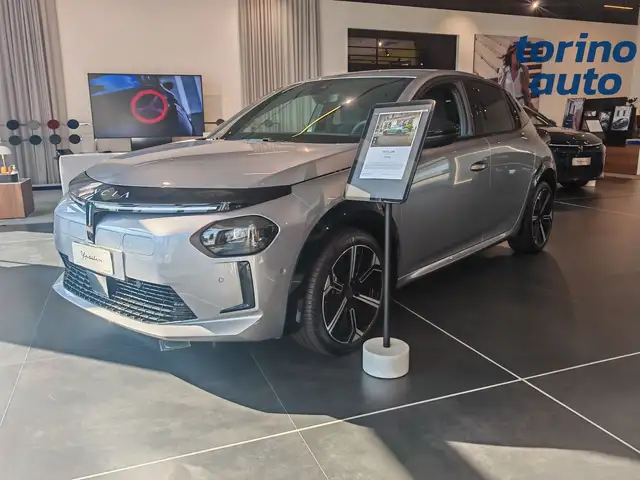 Lancia Ypsilon view 2