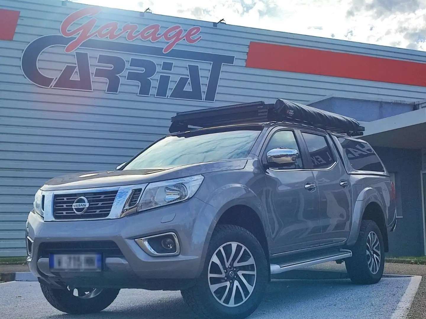 Nissan Navara 2.3 DCI 190 DOUBLE CABINE N-connecta 4x4 galerie + auvent front runner Gris - 1