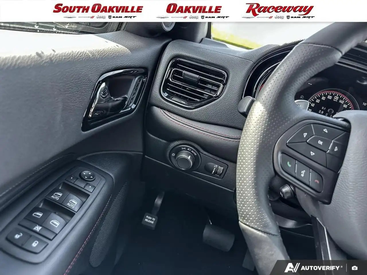Dodge Durango снимка Dodge Durango