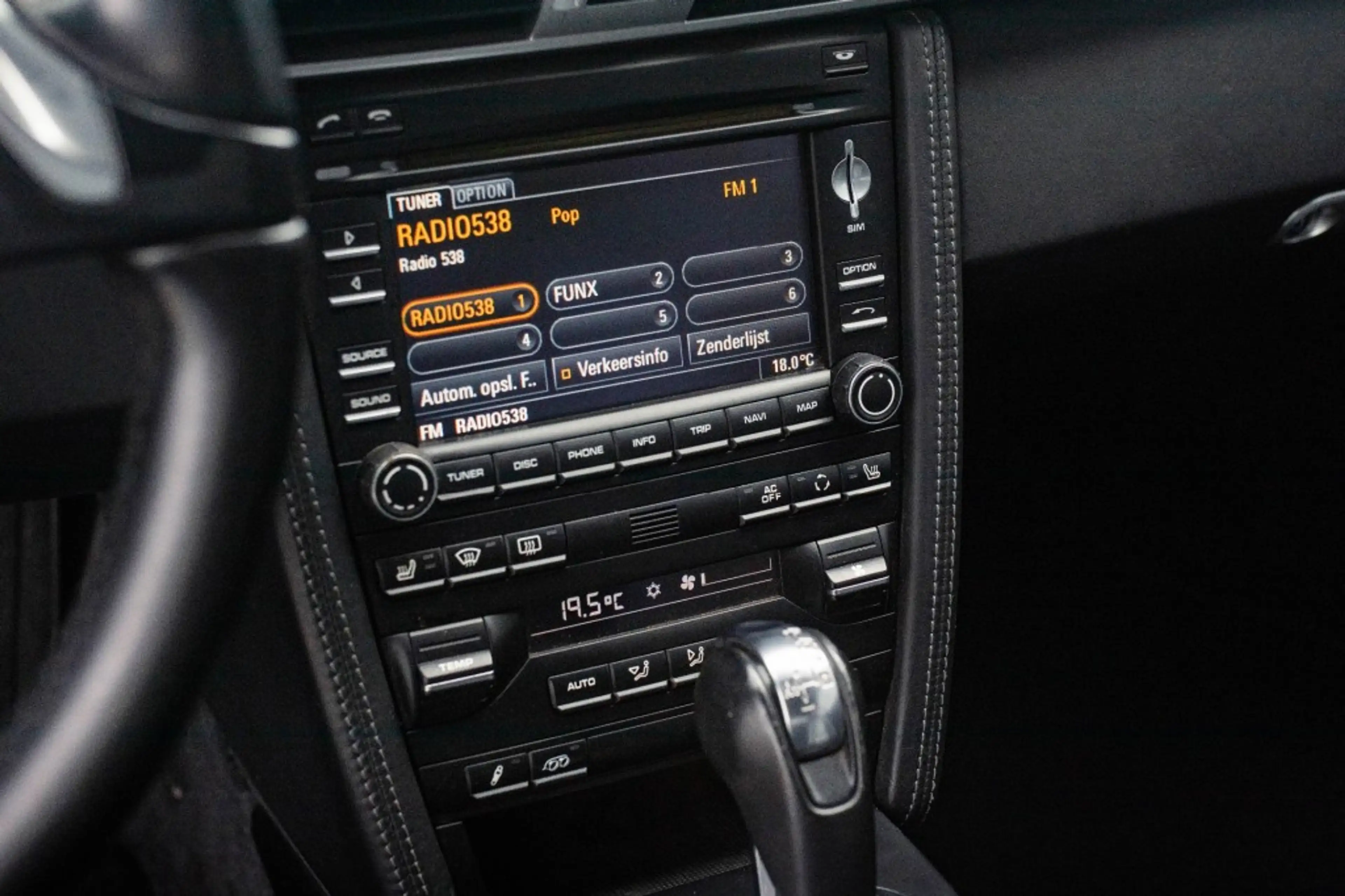 Porsche 997 997.2 3.8 Carrera 4S Cabriolet, pdk — photo 12