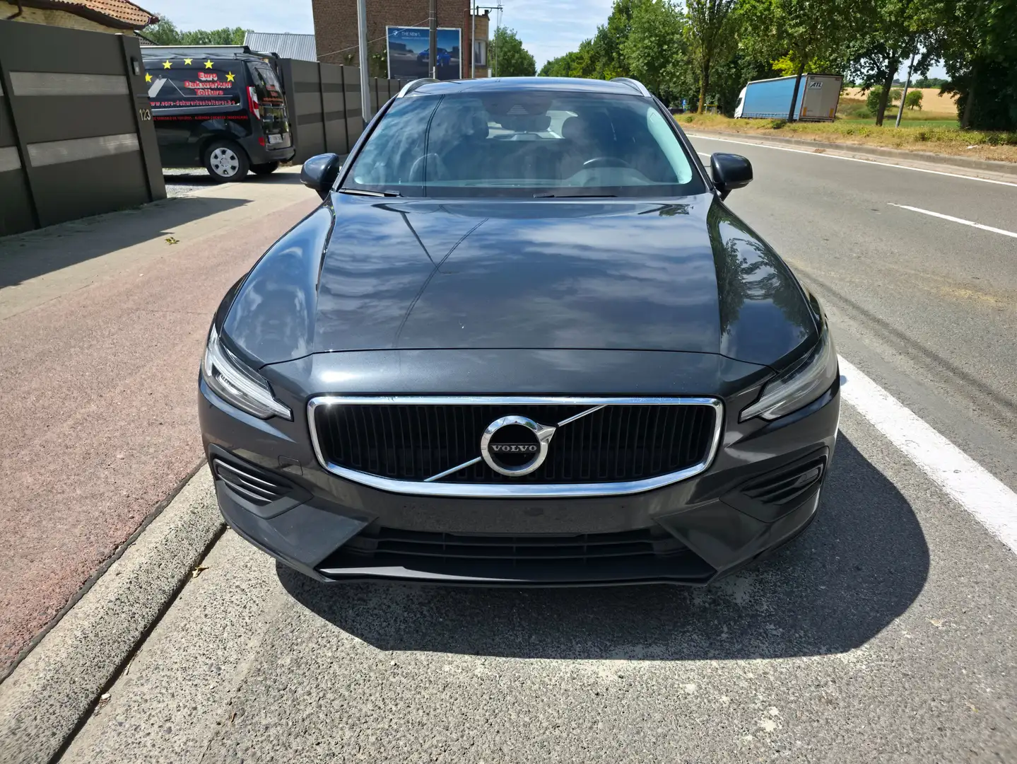 Volvo V60 V60 2.0 D3 Geartronic AUT. IN ZEER GOEDE STAAT! Noir - 2