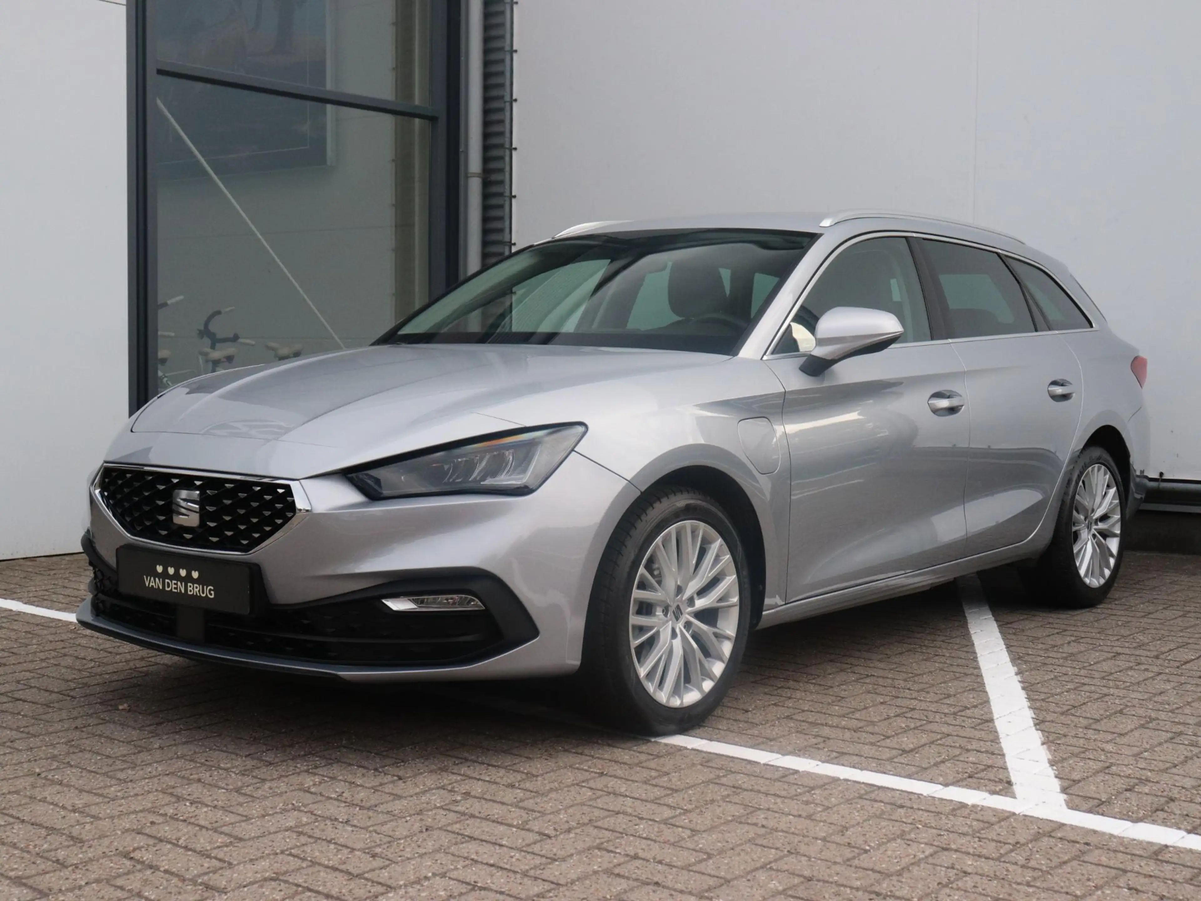 SEAT Leon e-Hybrid Sportstourer 1.4 TSI eHybrid PHEV FR | Sfeerverlic — photo 7