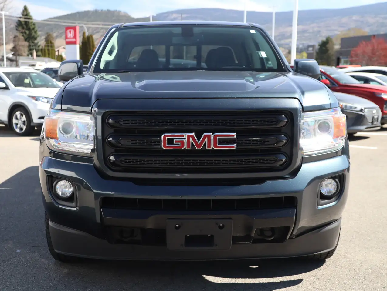 GMC Canyon снимка GMC Canyon