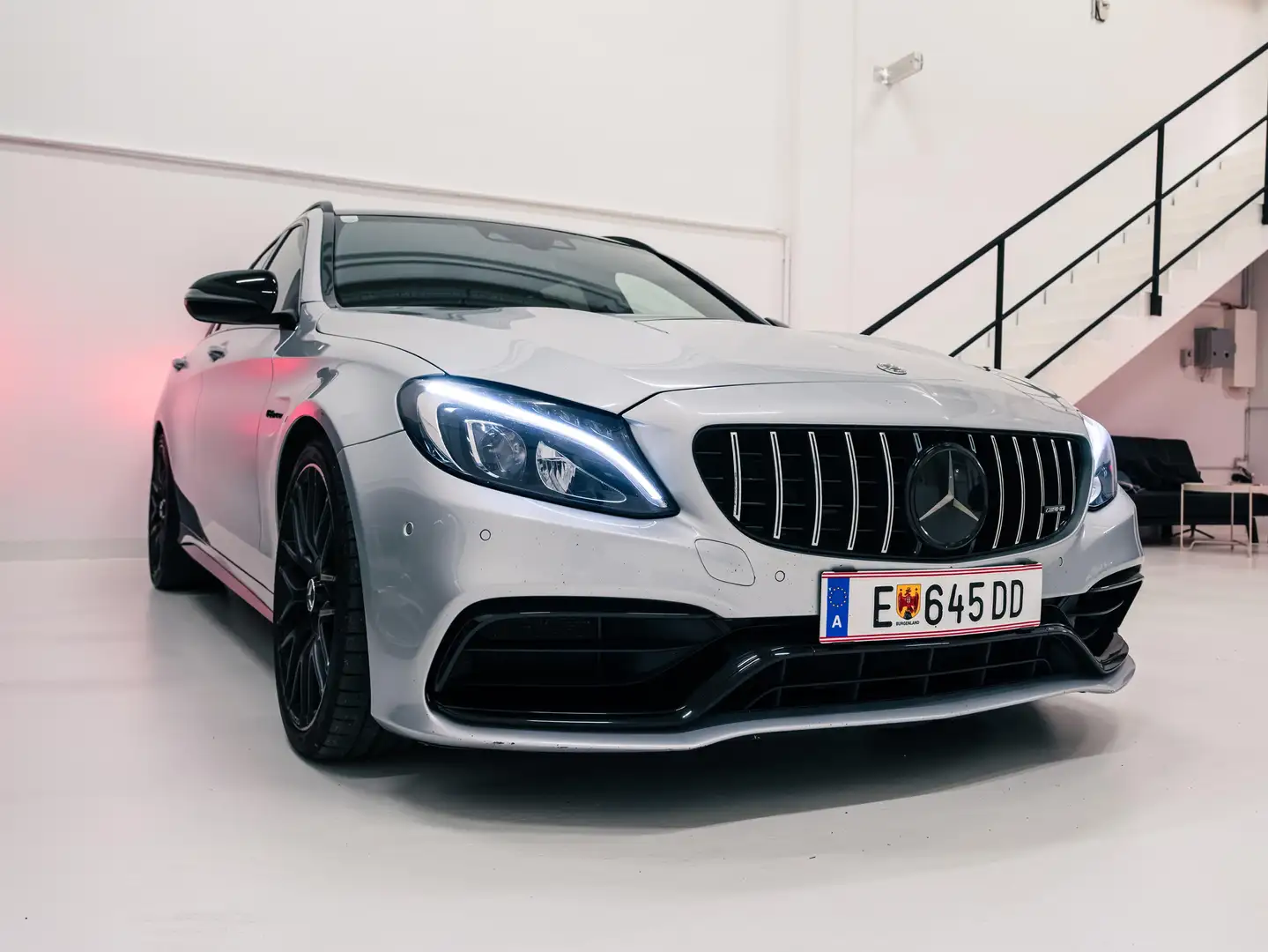 Mercedes-Benz C 63 AMG C 63 AMG T Aut. AMG Silber - 1