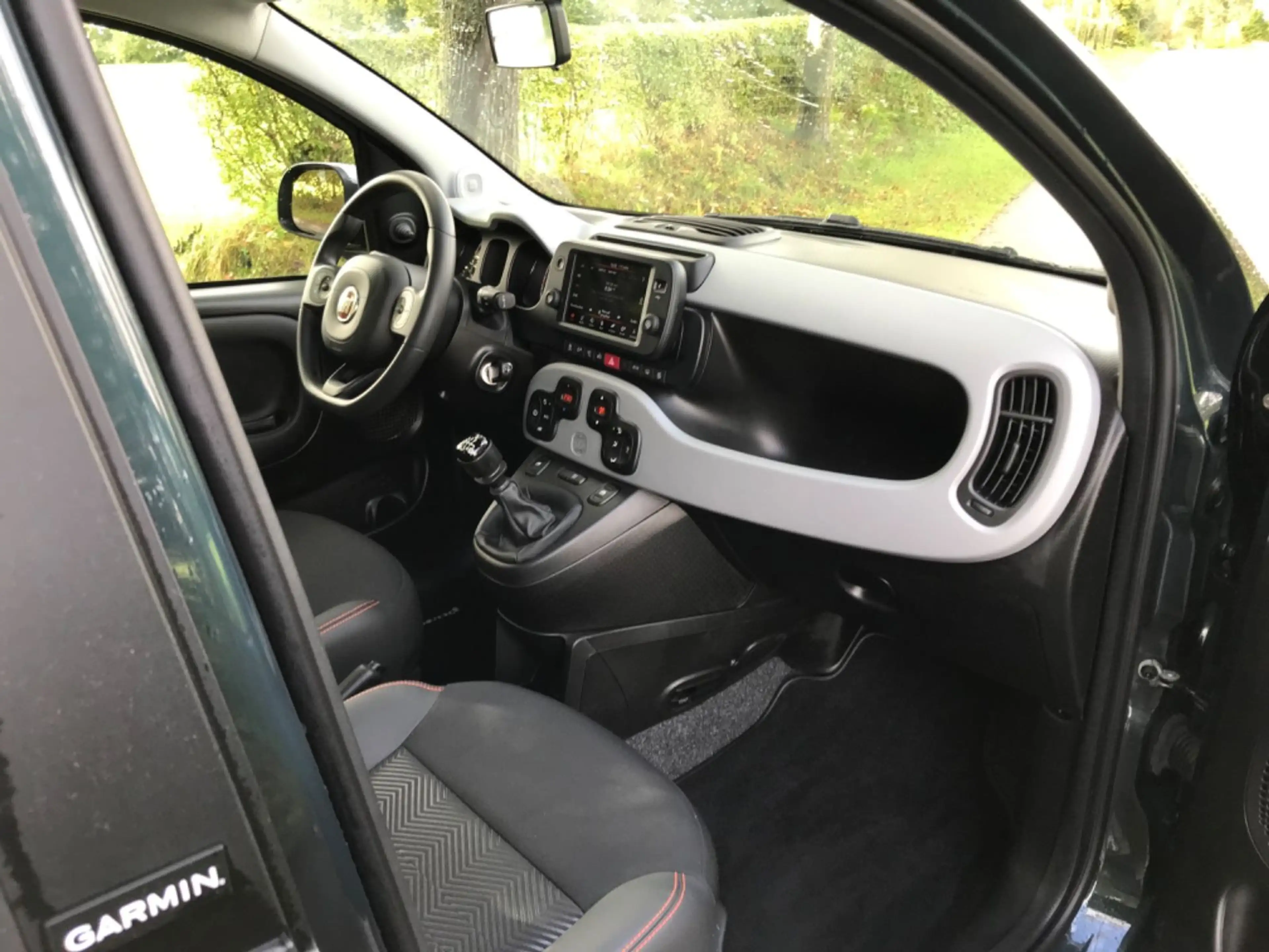 Fiat Panda Cross, Sondermodell Garmin — photo 13