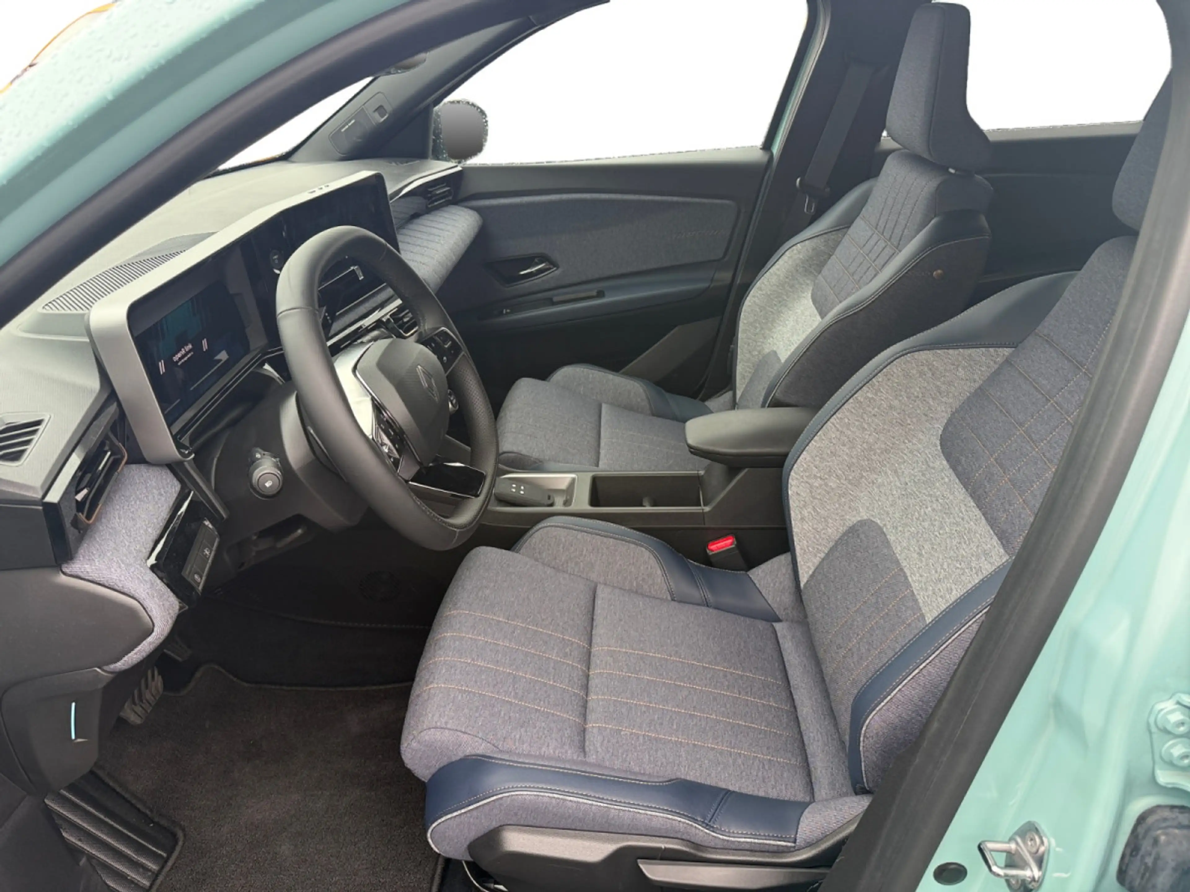 Renault R 4 E-Tech techno 150 hp comfort range — photo 9