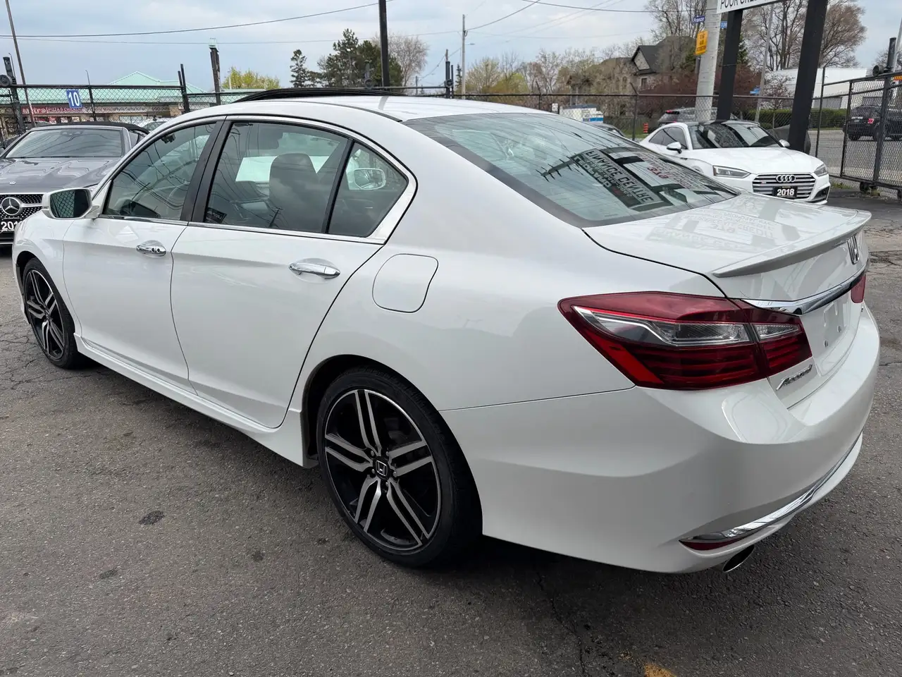 Honda Accord снимка Honda Accord