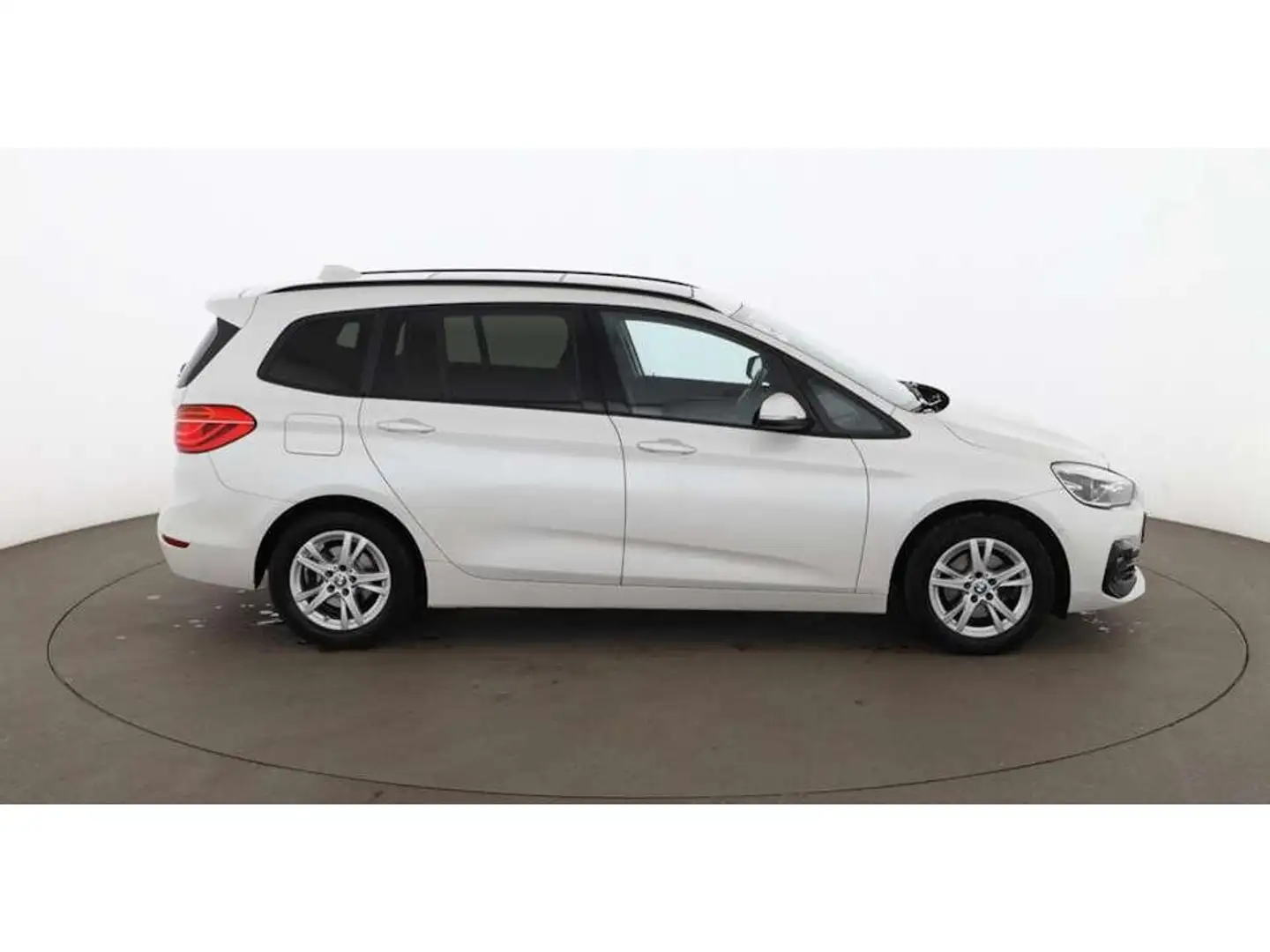 BMW 216 i Gran Tourer Sport Line LED HEAD-UP LEDER NAV Schwarz - 2