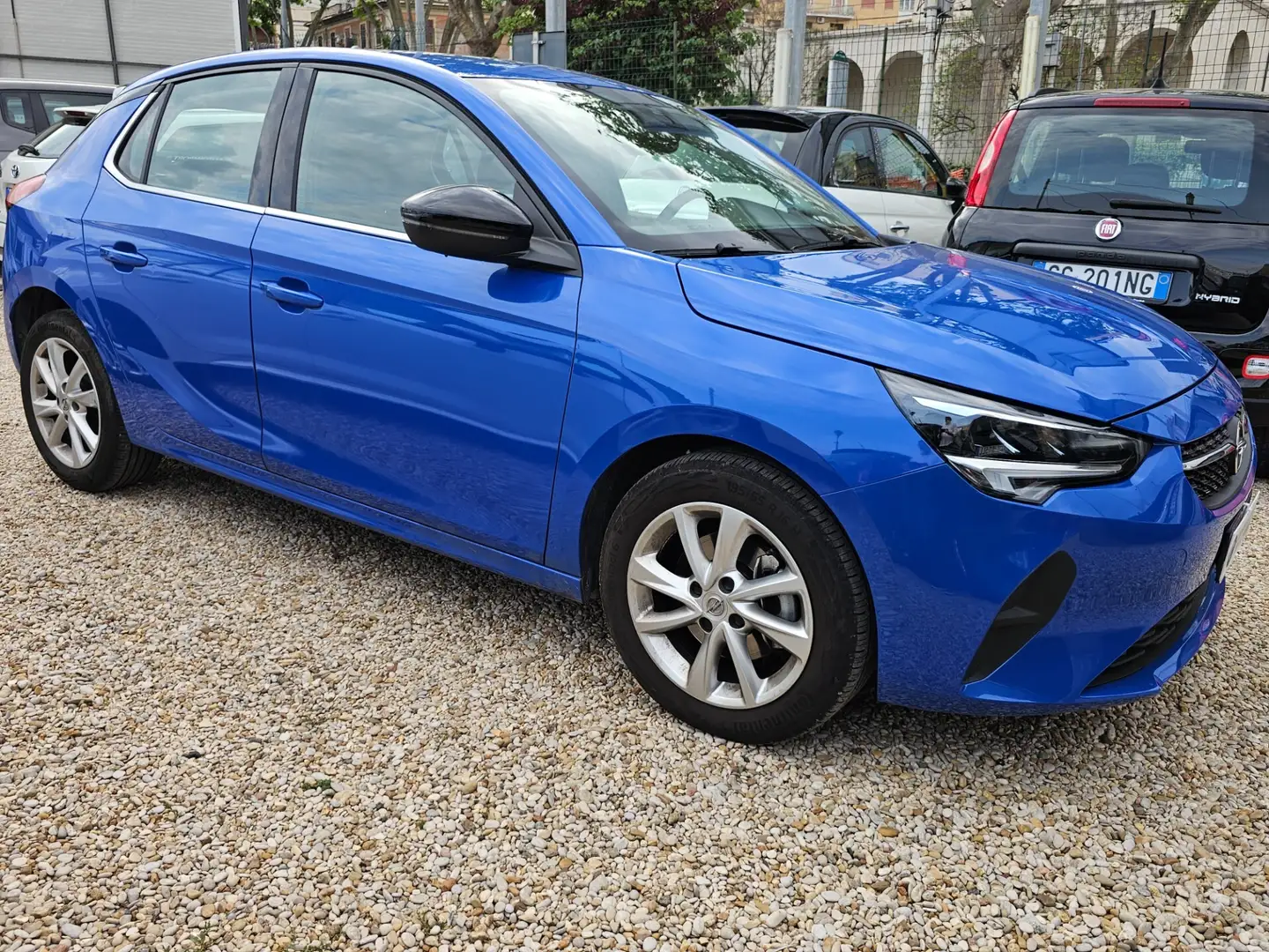 Opel Corsa 1.2 100 CV Elegance Bleu - 2