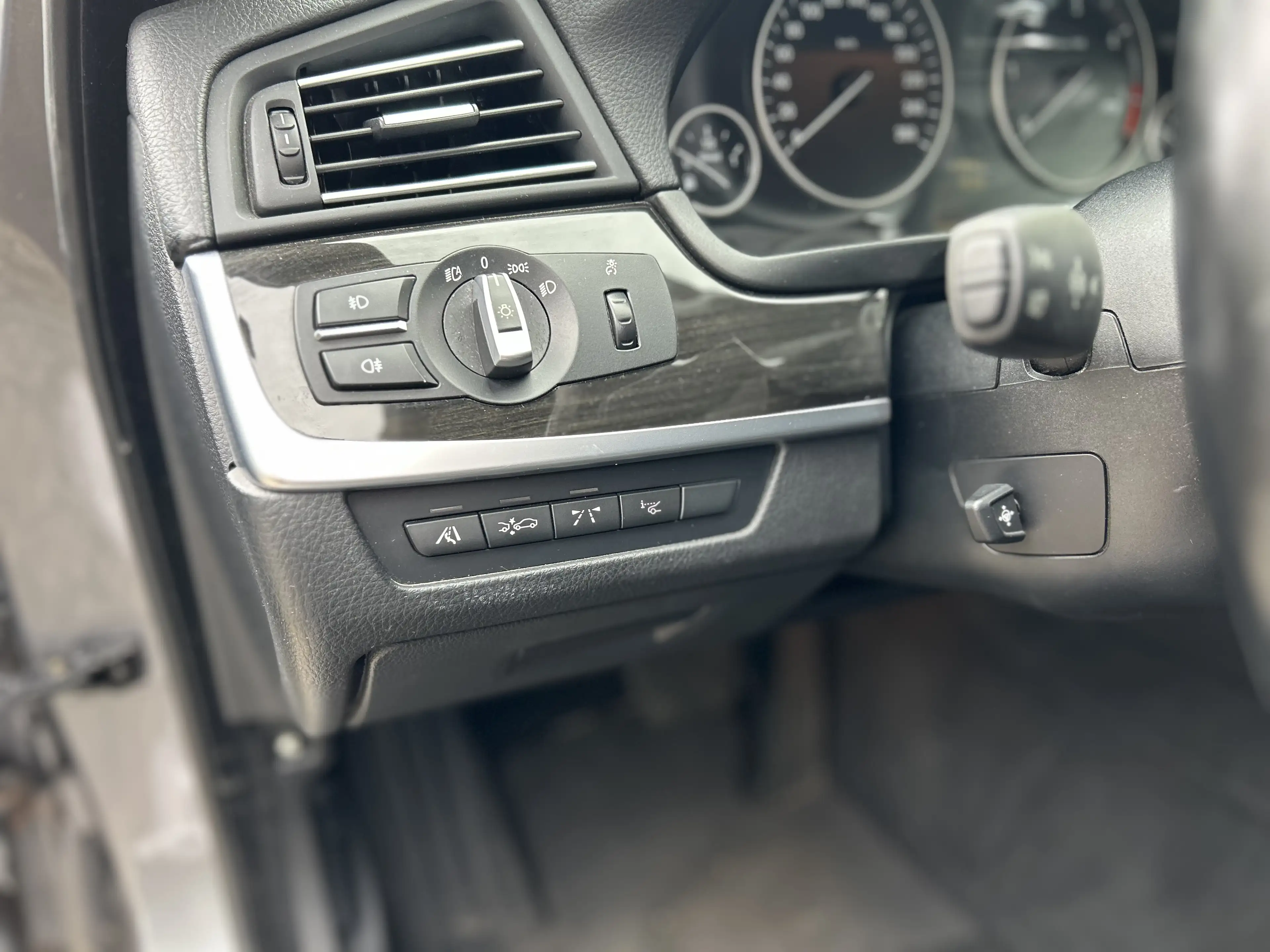 BMW 530 Top Ausstattung/ Scheckheft/ TÜV/ Finanzierung — photo 10