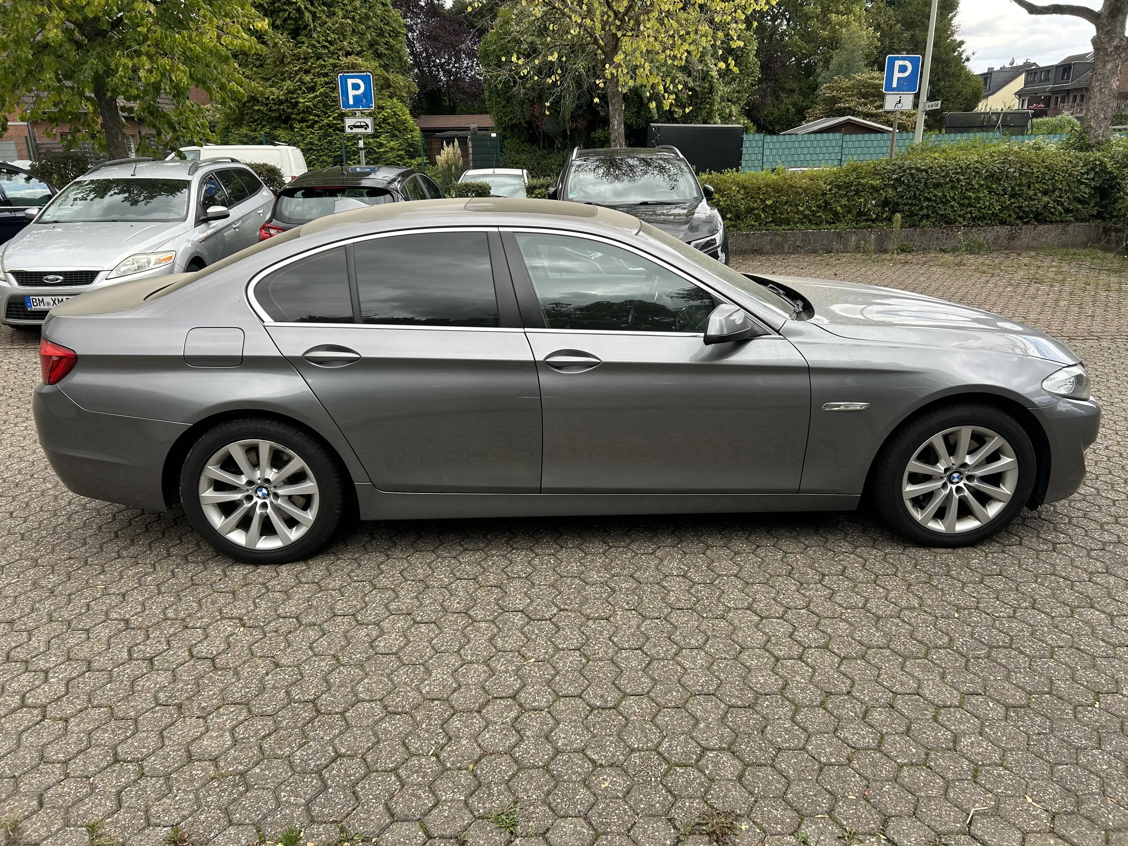 BMW 530 Top Ausstattung/ Scheckheft/ TÜV/ Finanzierung — photo 5