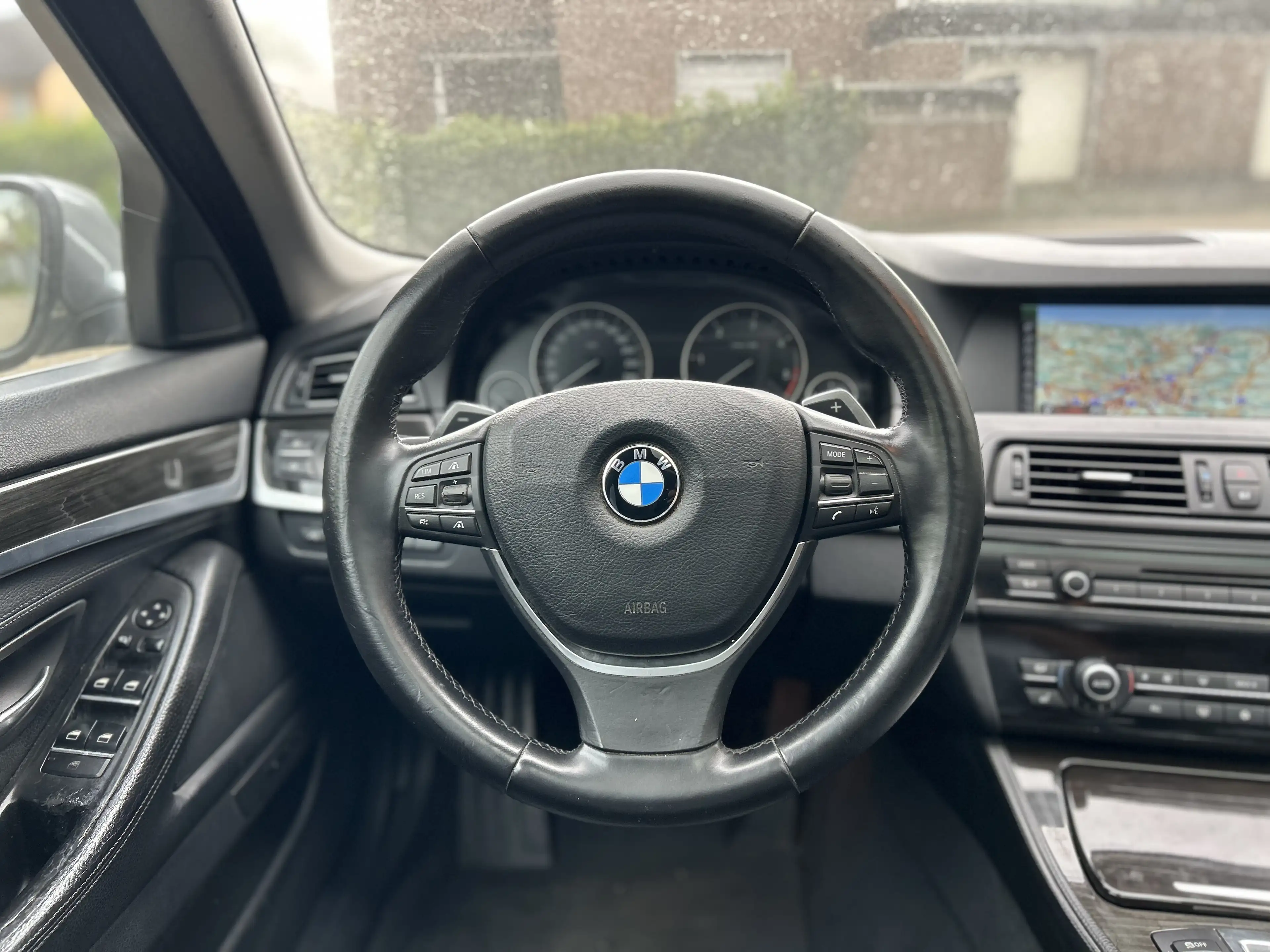 BMW 530 Top Ausstattung/ Scheckheft/ TÜV/ Finanzierung — photo 12