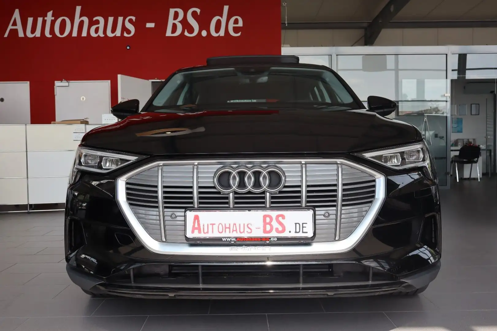 Audi e-tron 55 quattro, Kamera,Navi,LED,Panorama, 1Hd Schwarz - 2
