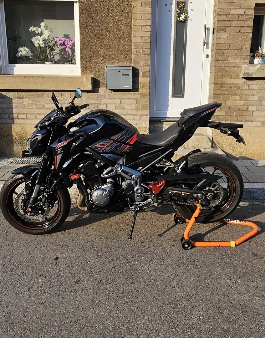 Kawasaki Z 900 Noir - 1