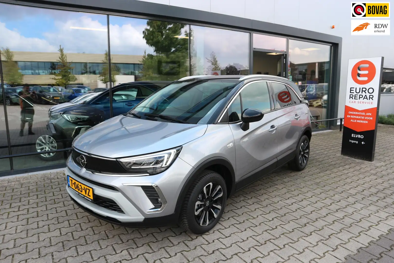 Opel Crossland 1.2 Turbo Elegance CLIMA CRUISE LMV CARPLAY STOEL/ Grijs - 1