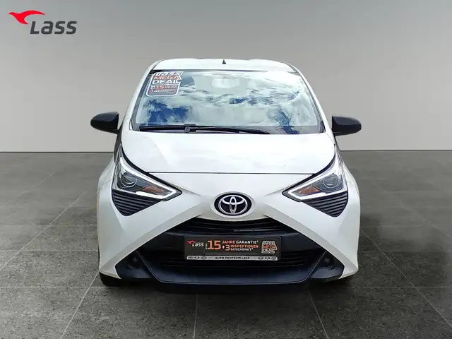 Toyota Aygo view 9
