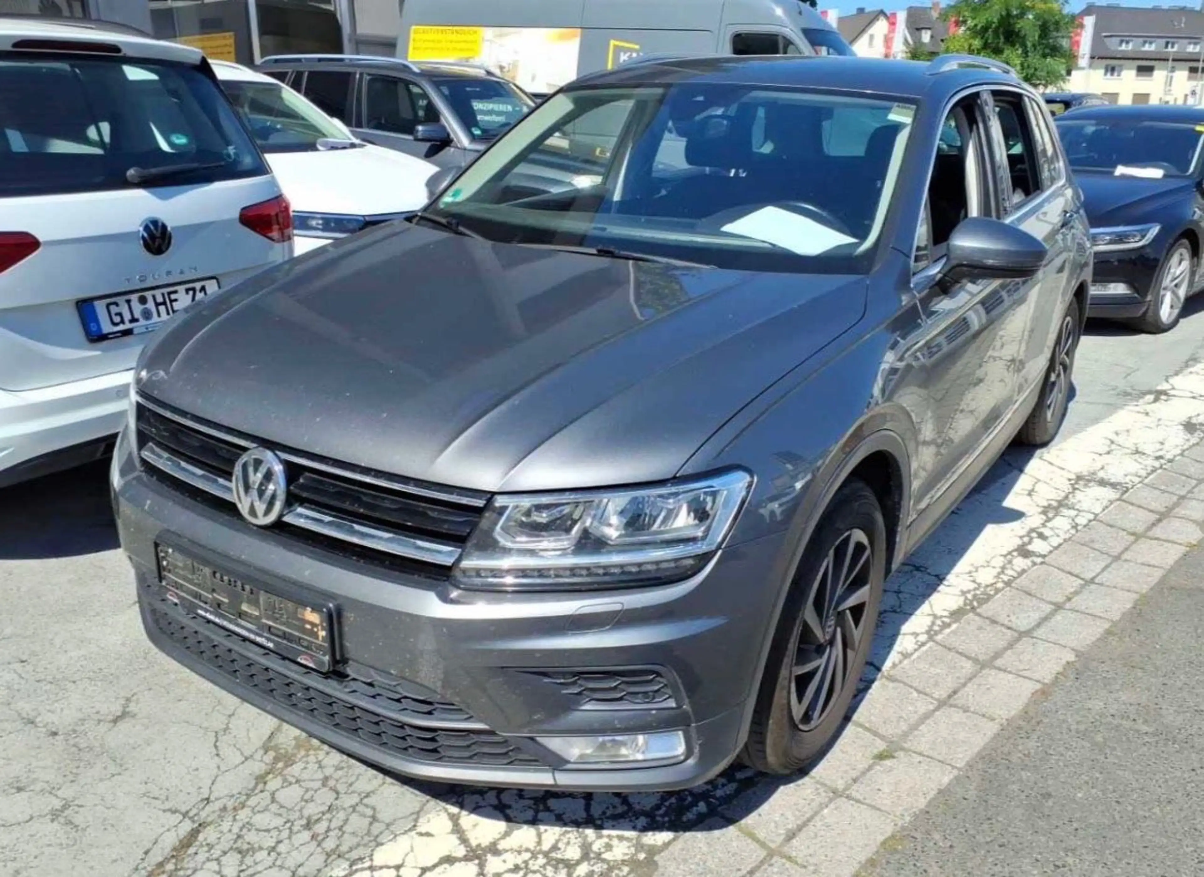 Volkswagen Tiguan Sound*LED*Garantie*ACC*8xReifen