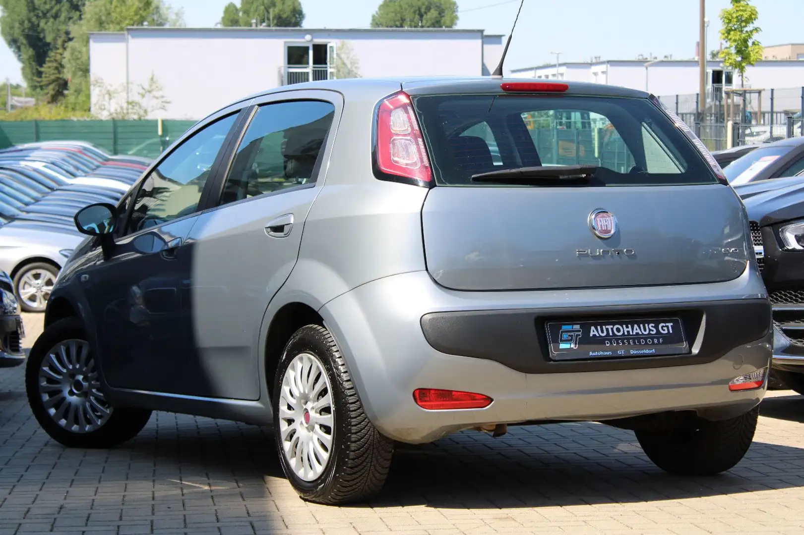 Fiat Punto Evo 1.4 Dynamic/5-trg./Klima/el.FH/Allwett Grigio - 2