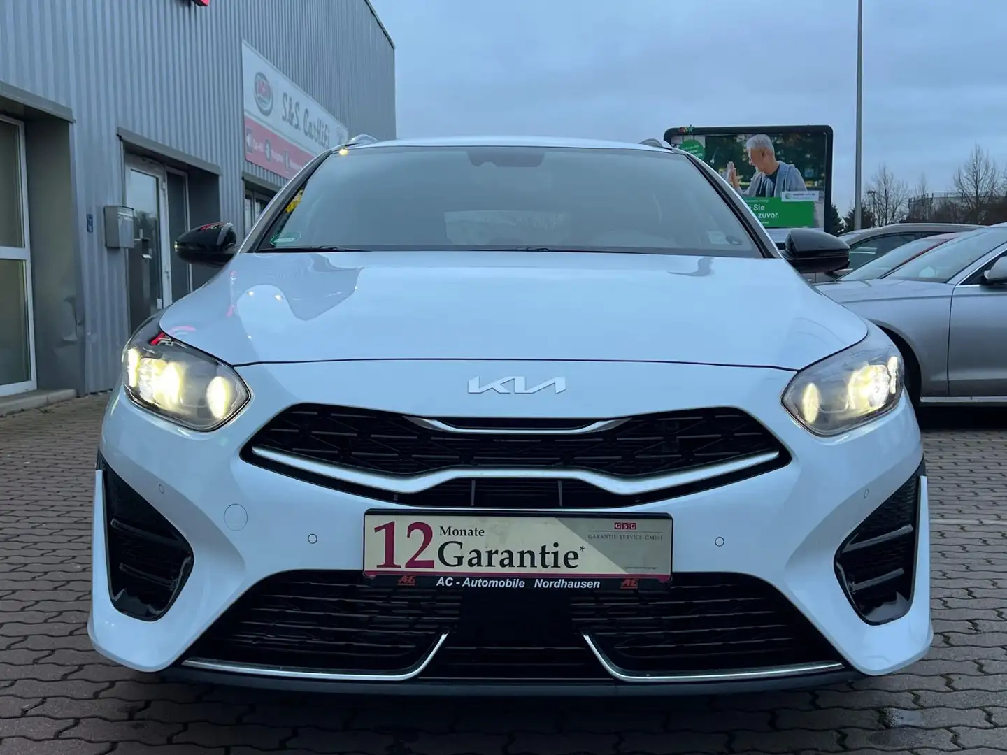 Kia Ceed SW / cee'd SW GT Line Weiß - 2