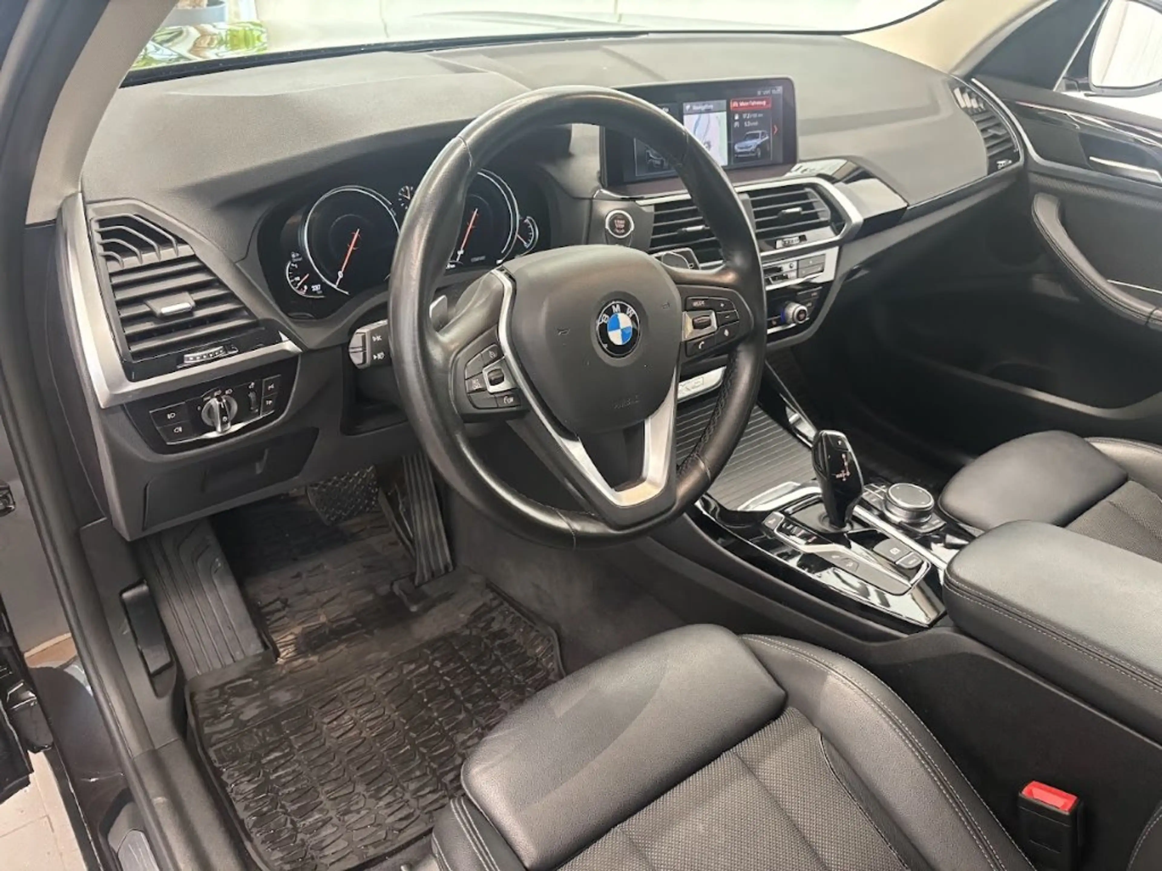 BMW X3 xDrive20d — photo 14