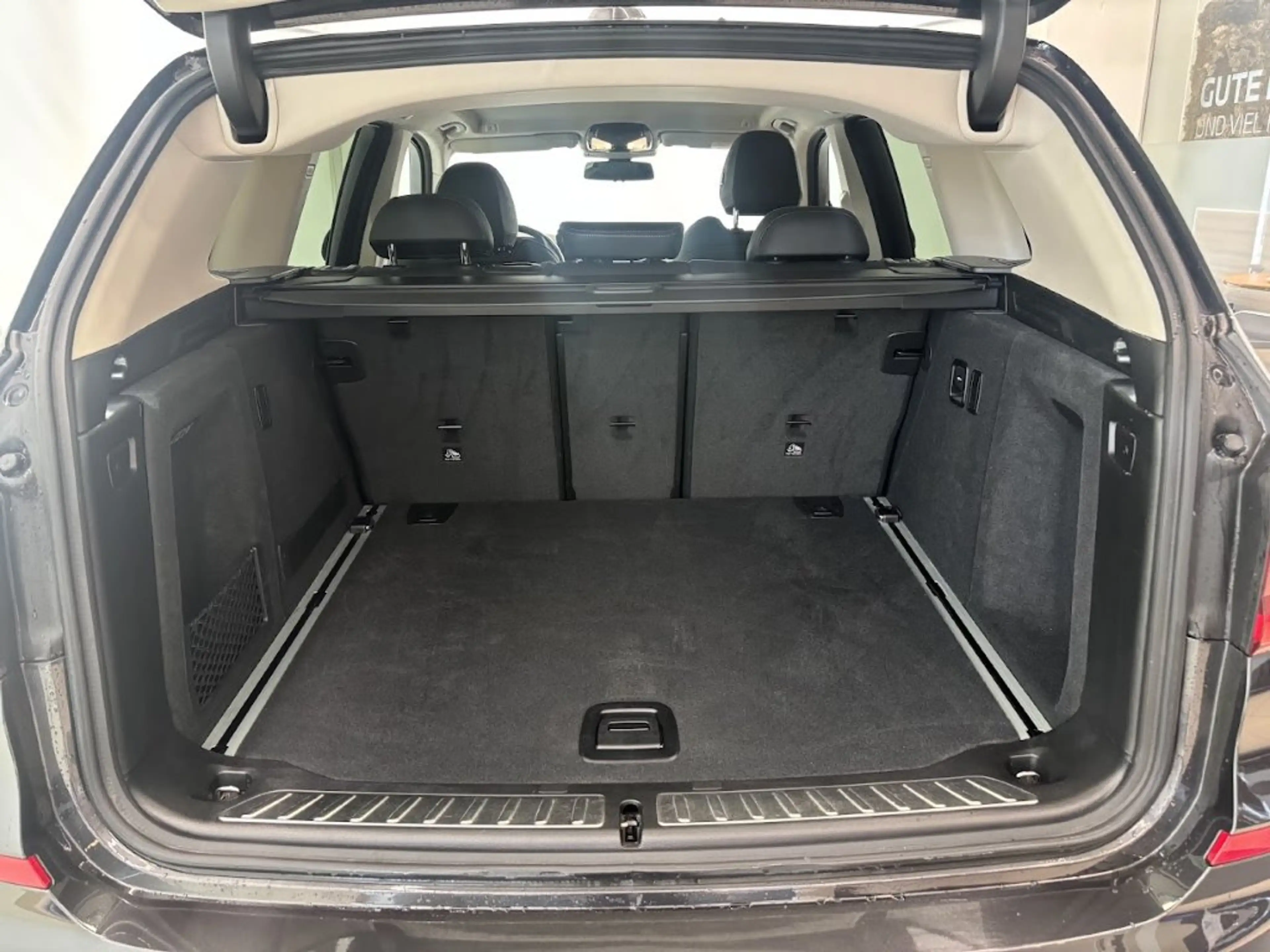 BMW X3 xDrive20d — photo 4