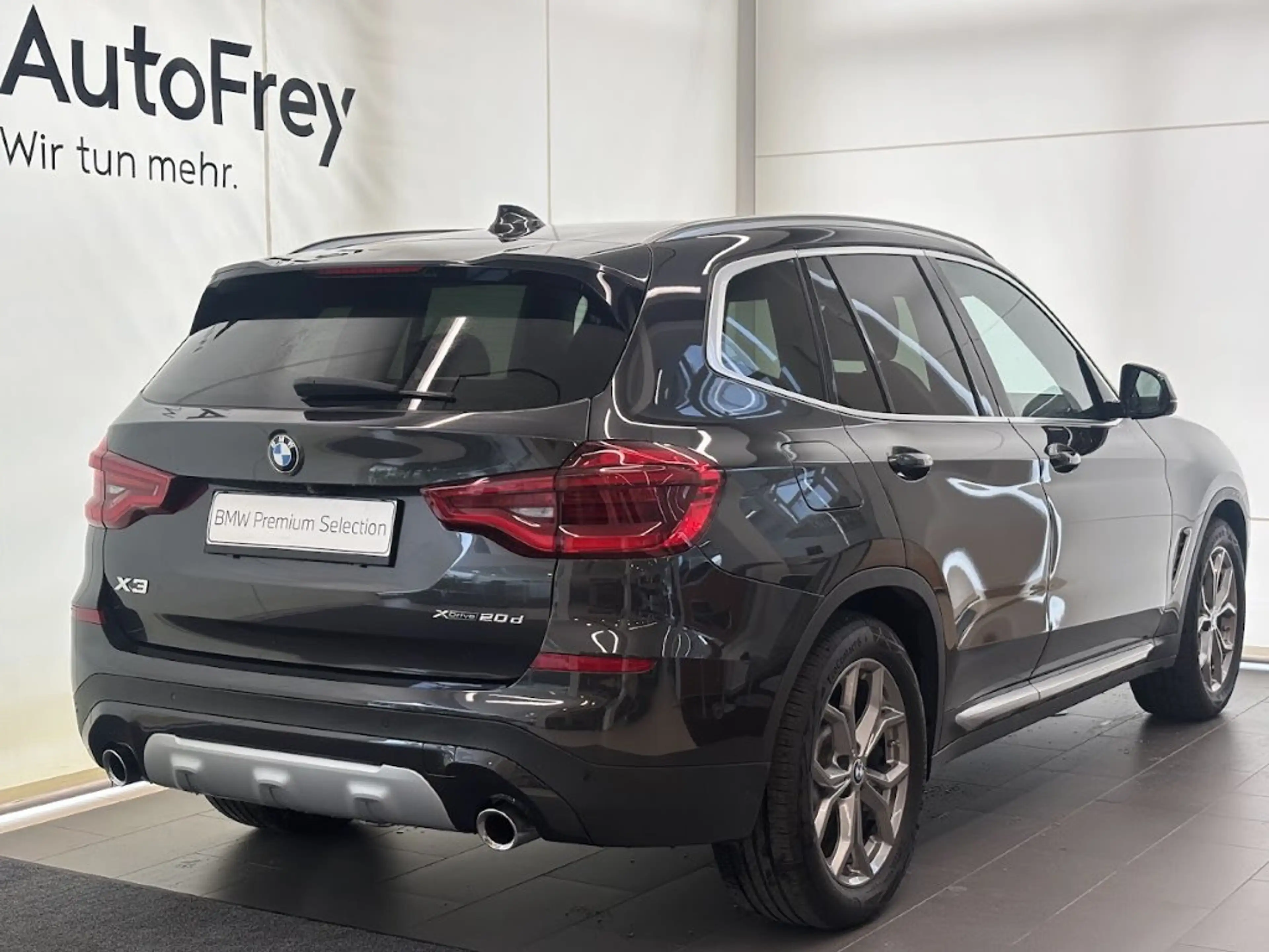BMW X3 xDrive20d — photo 3
