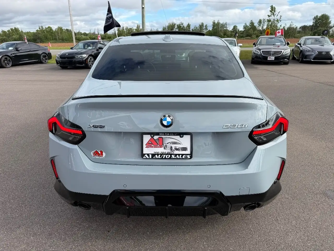 BMW 2 Series снимка BMW 2 Series