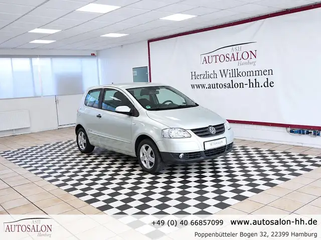 Volkswagen Fox Style*2Vorb*Klima*LM auf Ganzjahres.R.TÜV Neu*S.Ge
