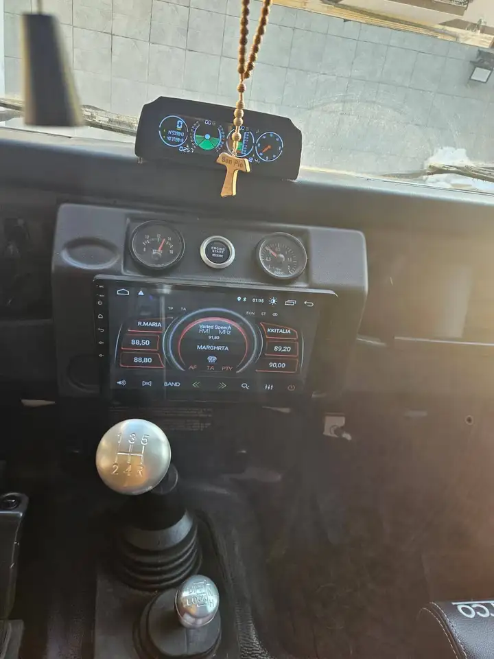 Land Rover Defender 90 2.5 tdi Soft-top, foto 9