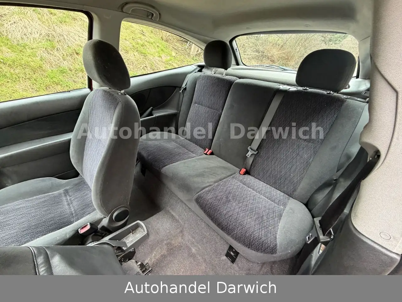 Ford Focus 1.4 Ambiente Radio/CD/Klima Top, foto 9