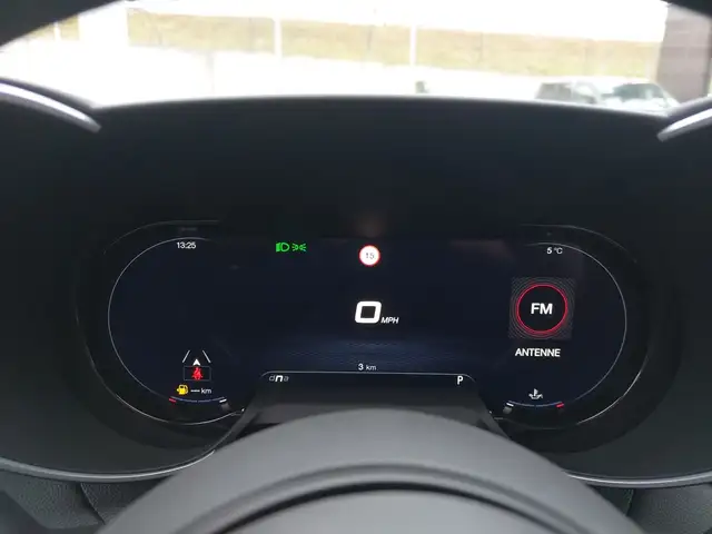 Alfa Romeo Giulia Veloce 2,0 280PS Q4 Ansicht 14