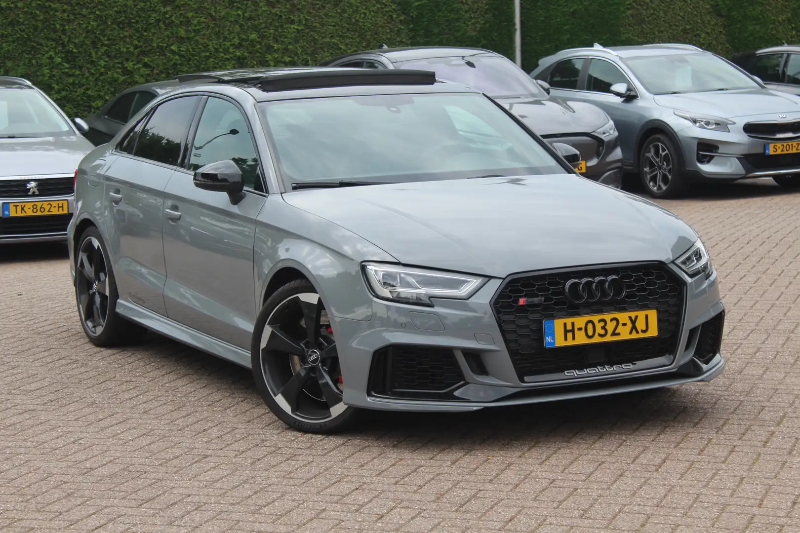 Audi RS3 Limousine 2.5 TFSI quattro / Full option! / Panora Grijs - 1